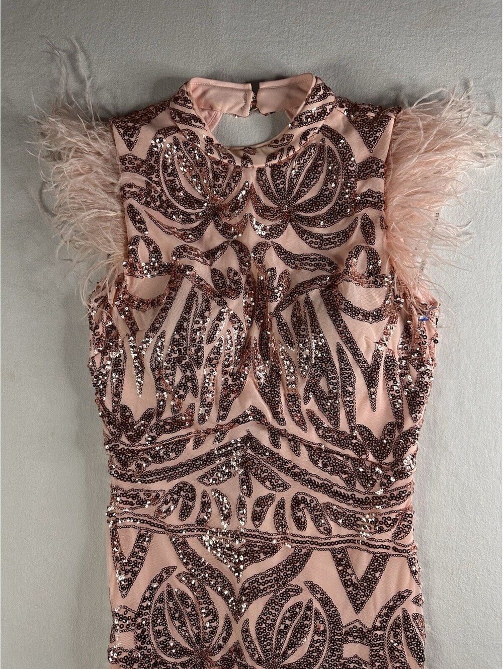 GUESS Pink sequin dress Size 4 With Ostrich Feathers, GREAT CONDITION - Picture 2 of 15